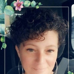 Meet your Posher, Winona